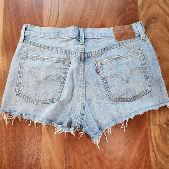 Levi's 501 High Rise Jean Shorts - Picture 3 of 8